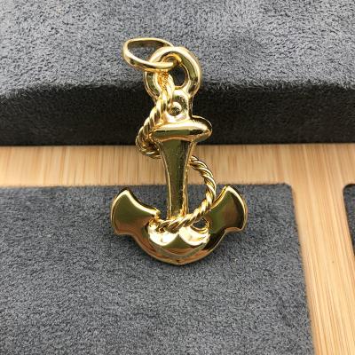 China Free Sample Wholesale Custom Gold Plated Jewelry Grappling Shape Zircon Vintage Necklace Pendant Jewelry Pendant for sale