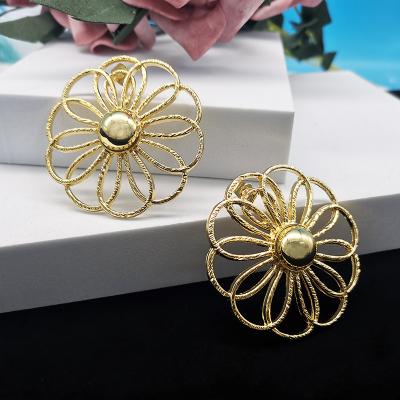 China 24K Gold Plated Luxury Trendy Fashion Butterfly Stud Earring Circle Earring Jewelry Women Love Accessories for sale