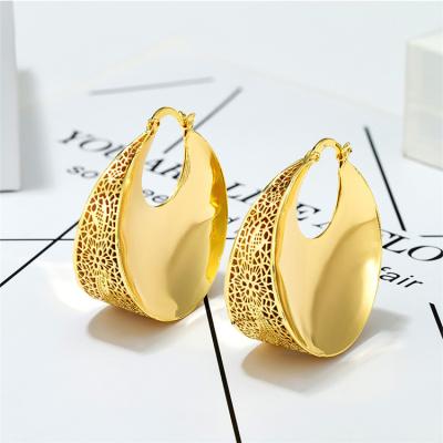 China Trendy and Exquisite Women's Simple Thick Gold Hoop Earrings Large for sale