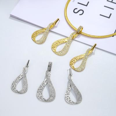 China FASHIONABLE Emerald Personalized D.C.A. Good Quality Zircon Jewelry Set New Design Long Pendant Necklaces For Ladies for sale