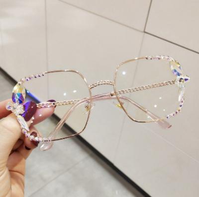 China 2020 Hiphop Vintage Square Sunglass Women Sunglasses Brand Design Crystal Clear Lens Glasses Girls Luxury for sale