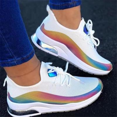 China Running Shoes Ladies Shoes 2020 New Casual Sneaker Women's Walking Shoes Flat Mesh for sale