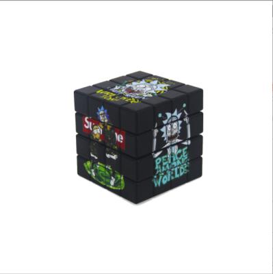 China Portable metal gridners and new design plastic creative 4parts cube 60mm for sale