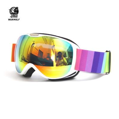 China Double Layer Lens Anti Fog 400 UV Anti Fog Kids Ski Goggles With Beauty Color Design for sale