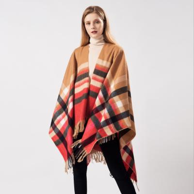 China Fashion 2020 Fashion Ruan's Plaid Poncho Shawl Wrap Sweater for Autumn Winter for sale