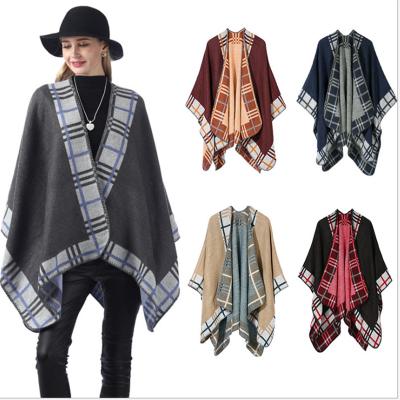 China 2021 Fashion Fashion Geo Printing Poncho Sweater for sale