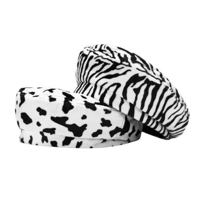 China Image 2021 fashionable cow berets for women for sale