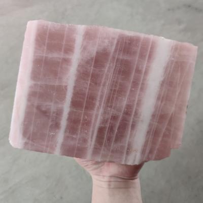 China Wholesale High Quality Polishing Pink Rose Quartz Stone Chip China Natural Crystal Plate Chips for sale