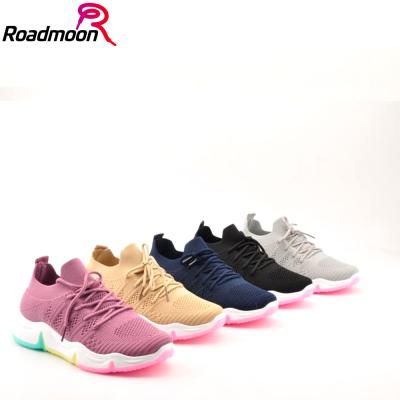 China PVC Fashion Mesh Breathable Shoes Skidproof Running Shoes Driving Weaving Sports Shoes for sale