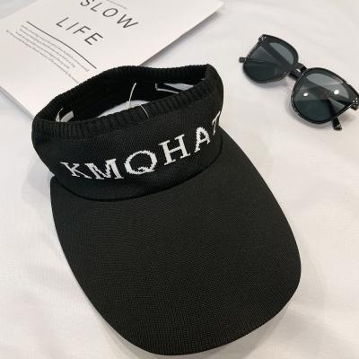 China New Design Straw Sun Visor Summer Sun Travel Beach Fashion Ladies Outdoor Hat Female Handmade Empty Top Hat Wholesale Pearl Striped for sale