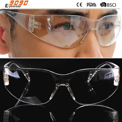 China Vidrios útiles transparentes del ojo del laboratorio de química de la seguridad protectora de las gafas médicos en venta