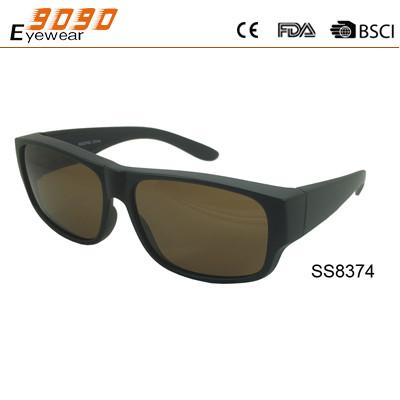 China Retro sports sunglasses,made of plastic, UV 400 protection lens,suitable for men and women for sale