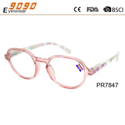 China Fashionable reading glasses ,made of plastic ,spring hinge,pattern on the frame for sale