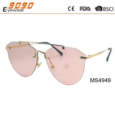 China New colorful fashion sunglasses,made of metal with plastic tip,suitable for women for sale