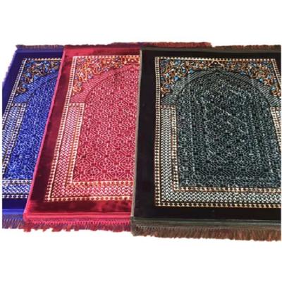 China Custom Printed Anti-Slip Polyester Prayer Mat Muslim Prayer Rug Set for sale