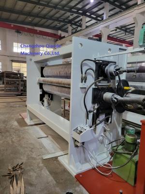 Chine Machine gravante en refief de tissu non-tissé de l'acier allié 430×2420 à vendre