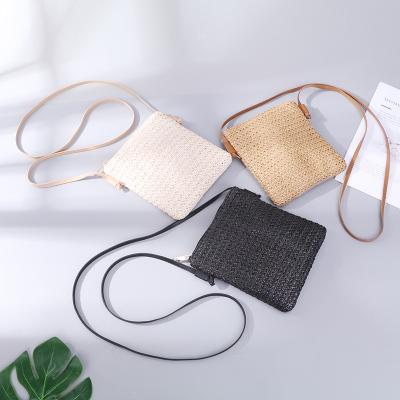 China 2021 Cell Phone Bag Women's Straw Plait Small Messenger Bags Cell Phone Bags Casual Soft Handbags Summer Purse Ladies for sale