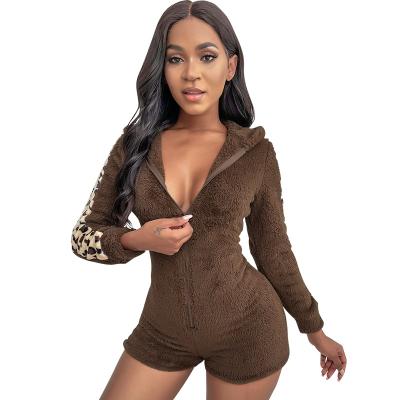 China 2021 Wholesale QUICK DRY Winter Leopard Women Pajamas Shear Adult Hooded Onesie Pajamas For Women for sale