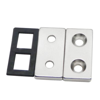 China Industrial Strong Magnet N45 Block Magnet With Hole for sale