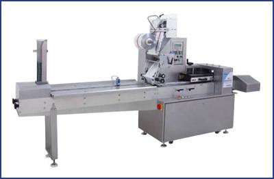 China Food Plastic Full Automatic Packaging Machine Flow Pack With 380V 50Hz for sale