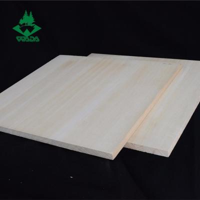 China Traditional paulownia woodood FSC paulownia edge glued panels paulownia plywood for sale