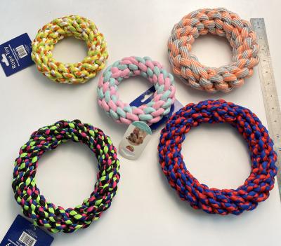 China Sustainable Pet Accessories Cotton Rope Toys Christmas Gift Durable Custom Circle Teeth Cleaning Bite Eco-Friendly Interactive Toy for sale