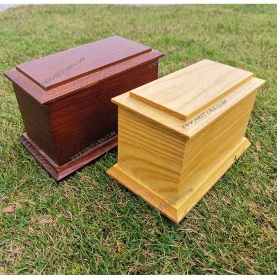 China New Design Wholesale Wooden Cremation Caskets High Quality Stored Urn Wooden Box for sale