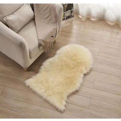 China Custom Modern Adult Sheep Resistant Fluffy Furry Artificial Fur Living Room Rugs And Rugs Faux Fox Fur Mat Blanket Silky Smooth Carpet Salon Stain for sale