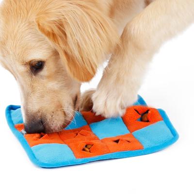 China Washable Dog Cat Snuffle Mat Pet Travel Stress Relieving Nosework Play Training Mat for sale