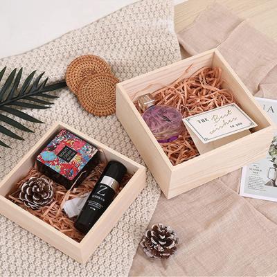 China Recyclable Luxury Hard Sandal Display Package Glass Bottle Newell Making Polished Gift New Design Wooden Box For Perfume for sale