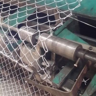 China Decoration or Best Quality Protection China Manufacturer Pvc Chain Link Fence Making Weaving Machine for sale