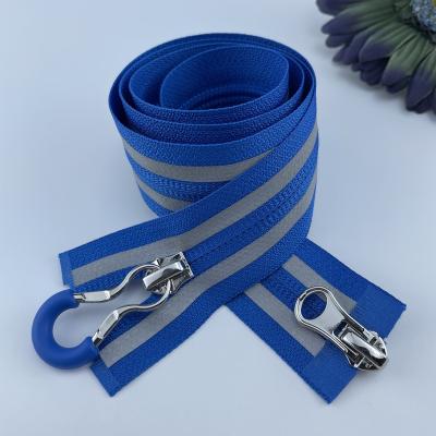 China Auto Lock Customization Durable Using Various Color NO.5 Nylon Band Teeth Bag Shoes Zipper Pulls Puller Slider for sale