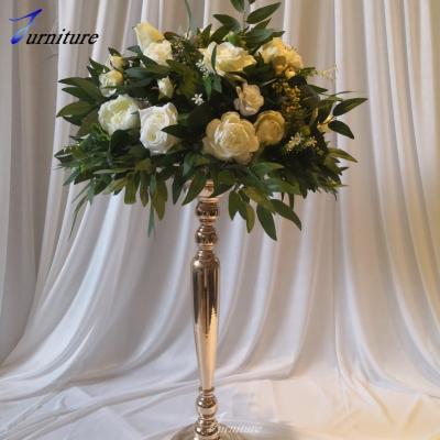 China Knock Down Wrapping Modern Style Artificial Wedding Centerpieces Flower Ball For Table Decoration for sale