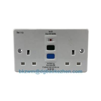 China BKZ0230PW Residential/General Purpose RCD Dual Plastic Socket for sale