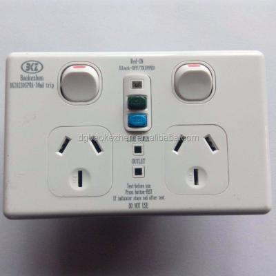 China Twin Plastic RCD Socket Switched Dual RCD Unit 2 Strip Socket 115*73*40 Mm for sale