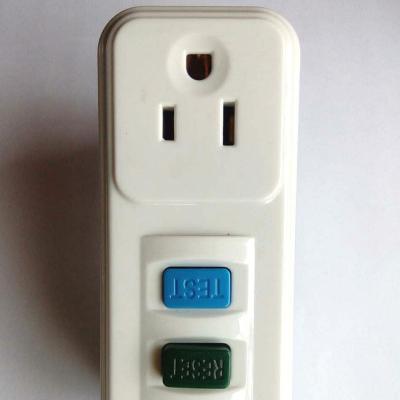 China Residential / General Purpose Portable GFCI RCD Circuit Breakers Adapter Receptacle for sale