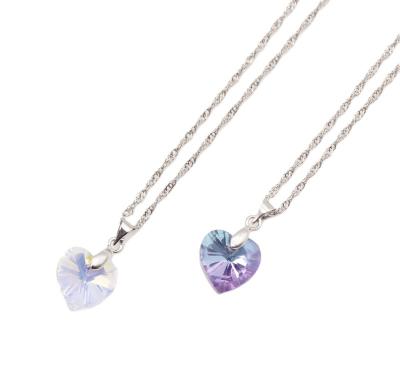 China LOVE LOVE Custom Made Crystal Heart Shaped Gradient Effect Diamond Pendant Necklace Short Chain Jewelry For Woman for sale