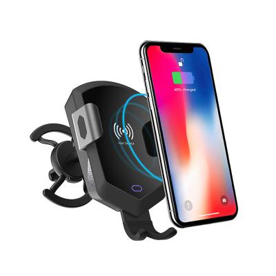 China Universal Radio Control Car Mobile Phone Mount Electric Fixing Holder & 10W Qi Charger Car Mount Mobile Phone Fast Charging Smart Holder for sale