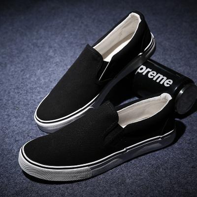 China Fashion Trend Classic Canvas Slip On Black Empty White Sneakers Breathable Canvas Men Shoes for sale