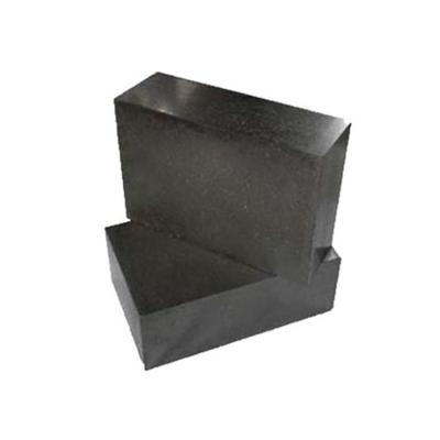 China 40MPa Cold Crushing Strength Magnesite Carbon Brick for EAF Refractory Lining Material for sale