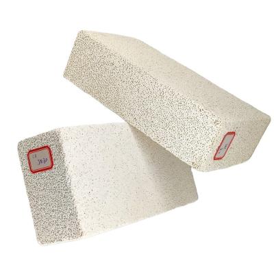 China 15%-45% SiO2 Content Brick Shape Mullite Fire Brick B5 for Heat-Resistant Materials for sale