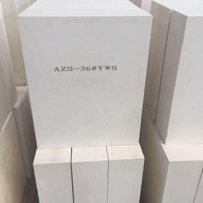 China High Purity White Corundum Bricks Refractory 47% Corundum Fire Brick Fe2O3 0.15 Al2O3 for sale