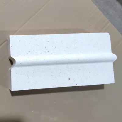 China Bulk Density kg/m3 2.65-2.70 Thermal Shock Resistant Mullite Brick for Glass Furnace for sale