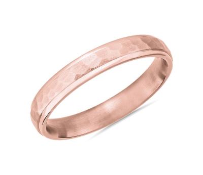 China Vintage Stainless Steel Bark Design Delicate Hammered Wedding Band Ring Jewelry Gift for sale