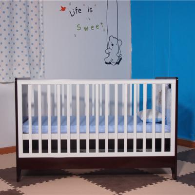 China Wooden Cheap New born crib baby hutch from new eco-friendly design professional manufacturer 3 position height adjustment for sale