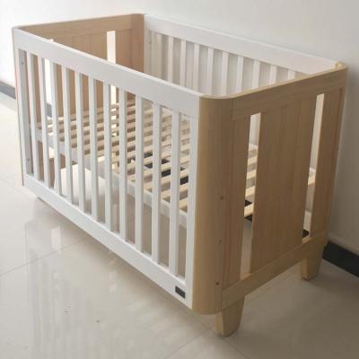 China The height adjustment plant of 3 positions Reliable quality that in large 100% examined the non-toxic crèche of central unit has placed the multifuncional baby goaling bed for sale