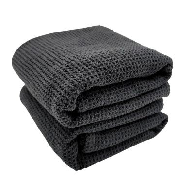 China Super Durable Hot Selling Water Waffle Towel Black Microfiber Absorbent Cleaning Cloth for sale