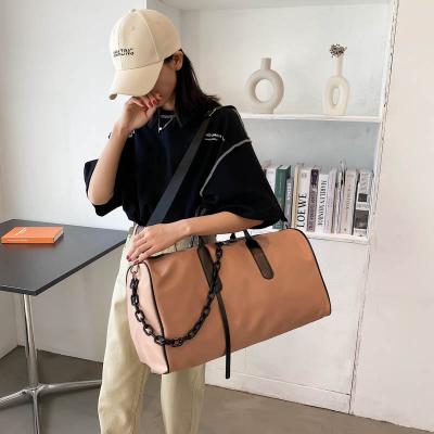 China Fashion LOGO Custom Chain Duffle Bag Travel Bags Unisex Sports Water Resistant Gym Bag for sale