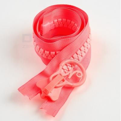 China The big teeth of the big zipper nickel free plastic giant open end zipper for sale