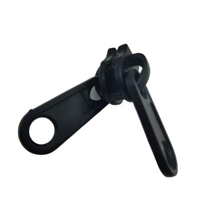 China 3/5/8# High Quality Reversible Accessories Nickel Free Black Plastic Zipper Double Side Puller Puller For Nylon Zipper Puller for sale